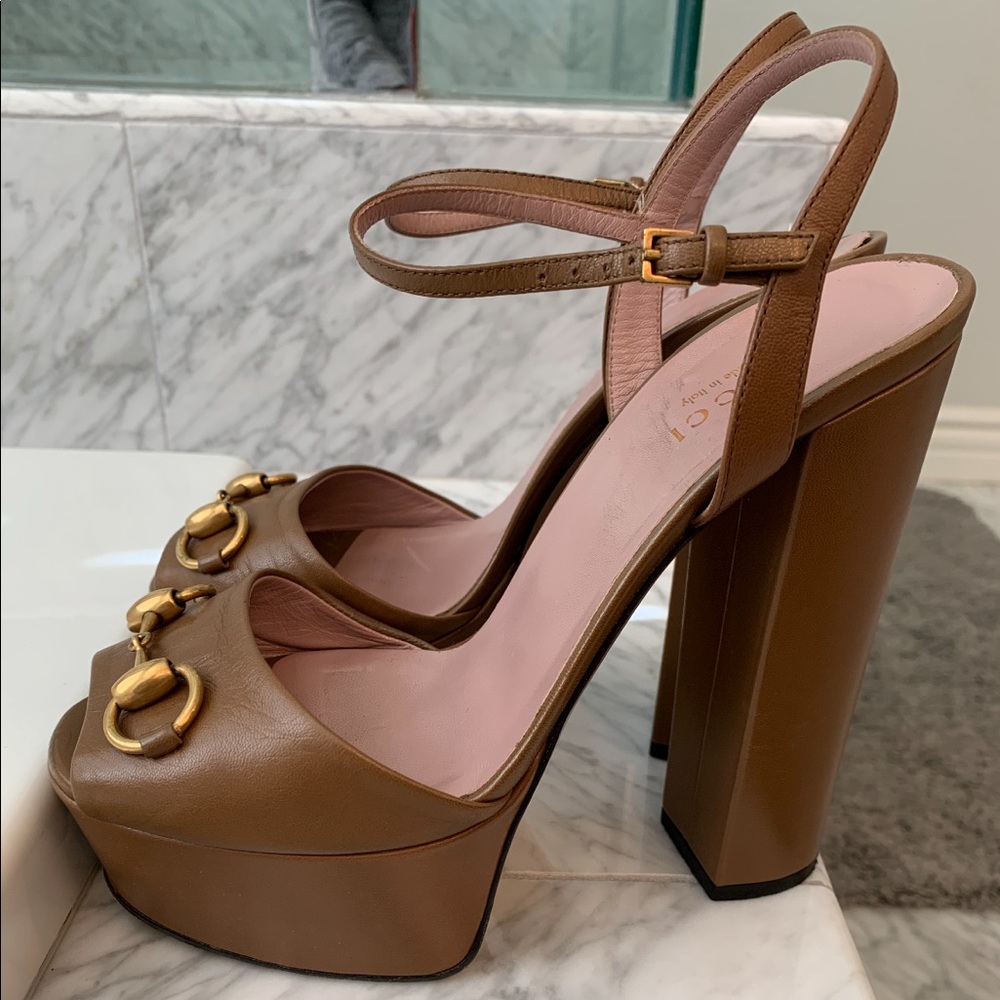 Gucci brown sandals